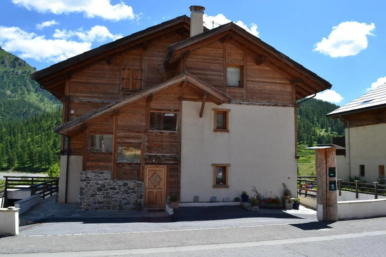 Apartment Appartement 58M2 Avec Jardin & Terrasse Dans Chalet Montgenevre