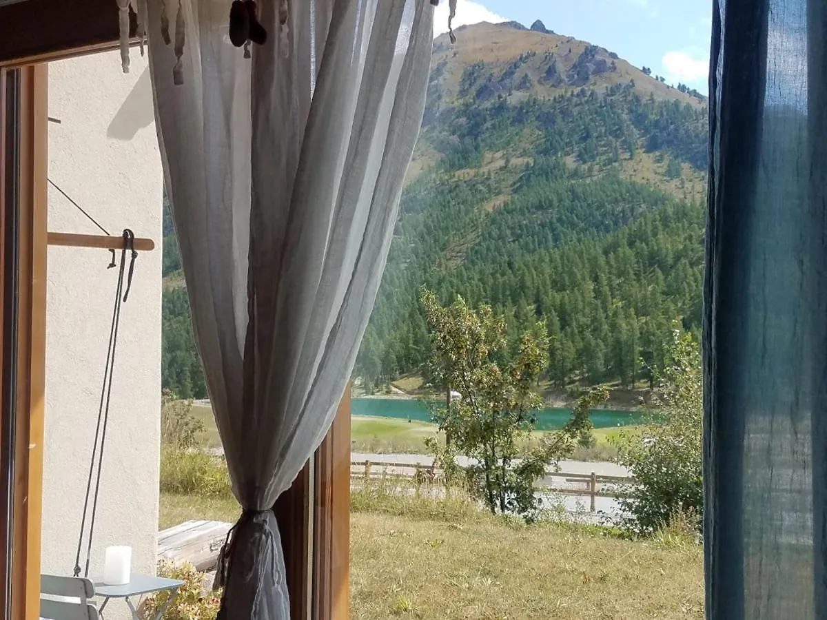 Appartement 58M2 Avec Jardin & Terrasse Dans Chalet Montgenèvre