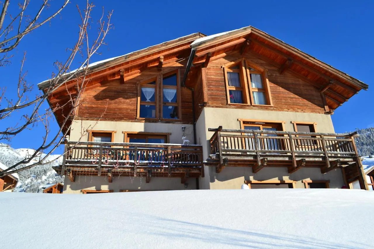 Apartment Appartement 58M2 Avec Jardin & Terrasse Dans Chalet Montgenevre
